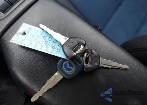 1999 Mazda Mx-5 Miata Leather Pkg/Popular Equipment Pkg/Sports Pkg/Touring Pkg z USA, uszkodzony, nr VIN JM1NB3535X0133304